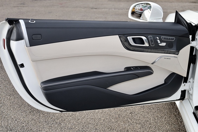 Mercedes-Benz SL 350 AMG Sport AMG Sport Pack + Pano Roof + Very Rare + £12,000 Cost Options Image 7