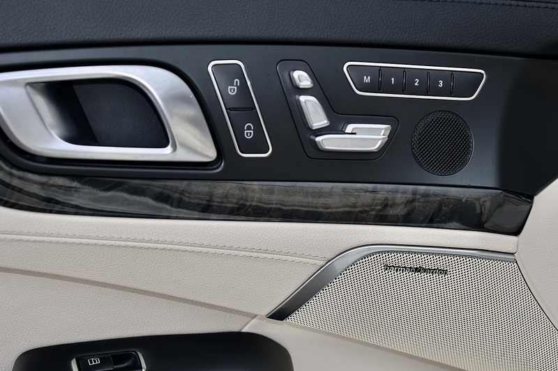 Mercedes-Benz SL 350 AMG Sport AMG Sport Pack + Pano Roof + Very Rare + £12,000 Cost Options Image 11