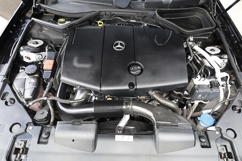 Mercedes-Benz SLC 250d AMG Line 1 Former Keeper + £5,000 Cost Options + Freshly Serviced by Mercedes Image 25