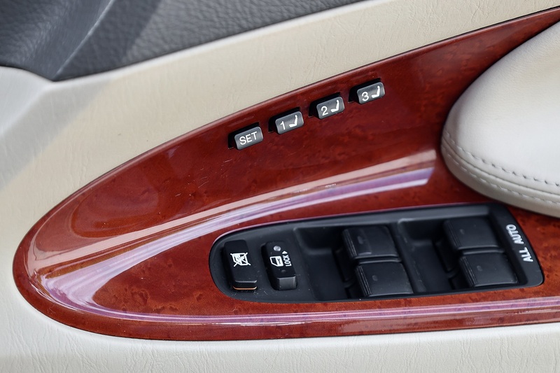 Lexus GS 450h Full Lexus Dealer History + Sunroof + Mark Levinson Image 20