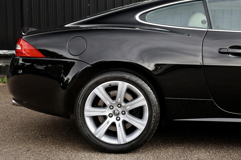 Jaguar XK 5.0 V8 1 Former Keeper + Full Service History + Beautiful Image 20