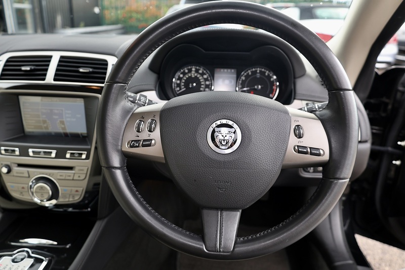 Jaguar XK 5.0 V8 1 Former Keeper + Full Service History + Beautiful Image 31