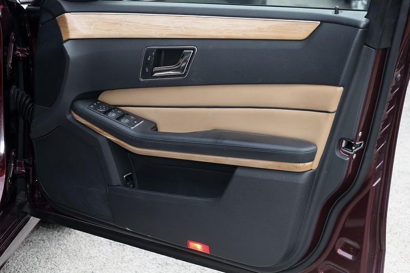 Mercedes-Benz E200 CGI Avantgarde Designo 1 Former Keeper + Designo Specification + £13k Cost Options Image 29