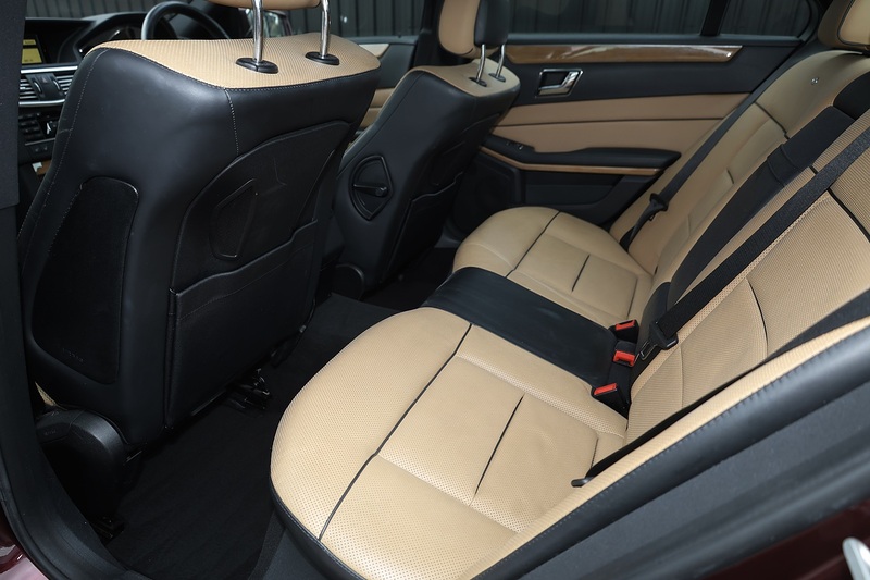 Mercedes-Benz E200 CGI Avantgarde Designo 1 Former Keeper + Designo Specification + £13k Cost Options Image 7