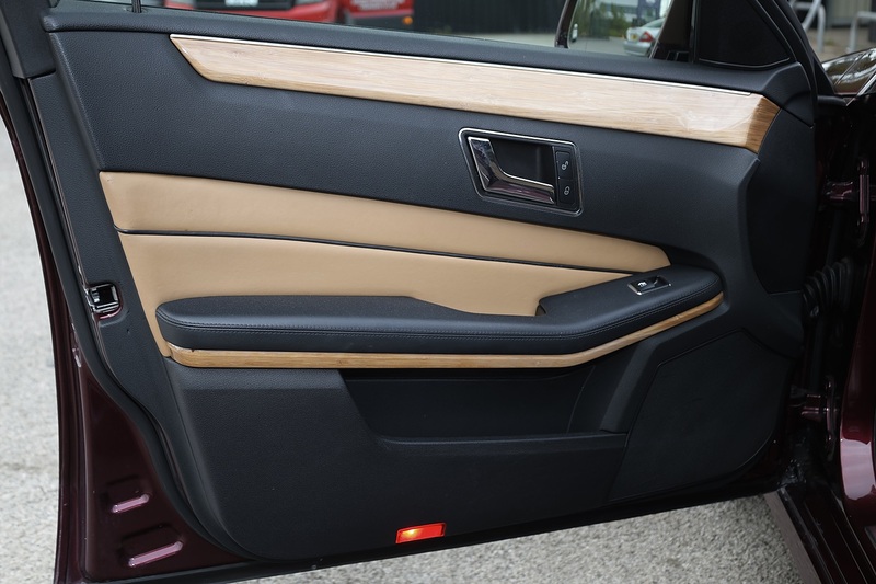 Mercedes-Benz E200 CGI Avantgarde Designo 1 Former Keeper + Designo Specification + £13k Cost Options Image 34