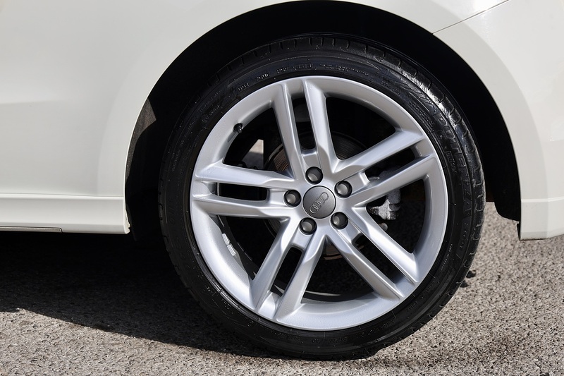 Audi A1 1.4 TFSI S-Line Full Audi Dealer History + Panoramic Roof + Sat Nav + Audi Exclusive Interior Image 39