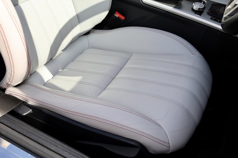 Mercedes-Benz SLK 200 AMG Sport 2 Former Keepers + 12 Services + AirScarf + Sat Nav Image 28