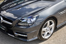 Mercedes-Benz SLK 200 AMG Sport 2 Former Keepers + 12 Services + AirScarf + Sat Nav - Thumb 29