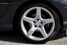 Mercedes-Benz SLK 200 AMG Sport 2 Former Keepers + 12 Services + AirScarf + Sat Nav - Thumb 36