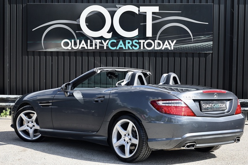 Mercedes-Benz SLK 200 AMG Sport 2 Former Keepers + 12 Services + AirScarf + Sat Nav Image 7