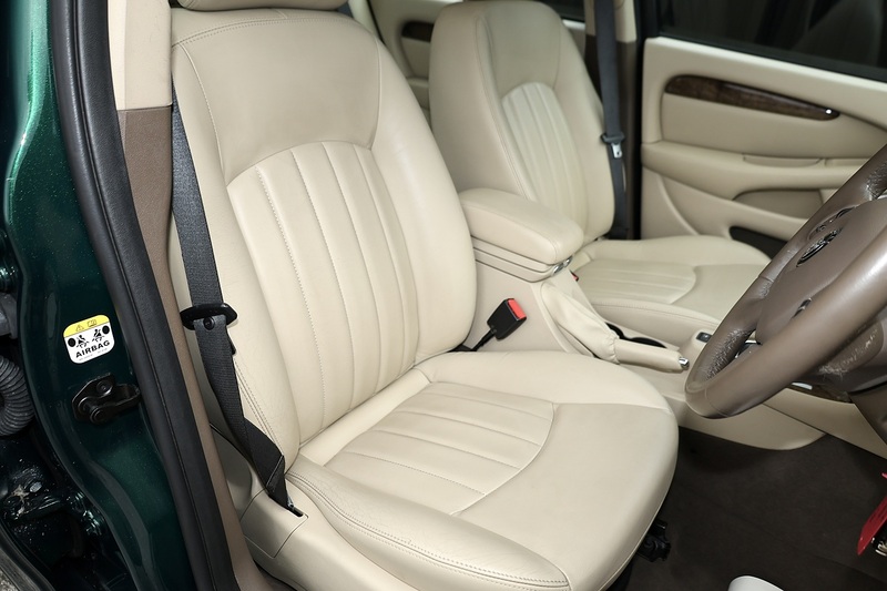 Jaguar X-Type 2.5 V6 AWD X -Type 2.5 V6 AWD 2.5 4dr Saloon Automatic Petrol Image 18