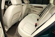 Jaguar X-Type 2.5 V6 AWD X -Type 2.5 V6 AWD 2.5 4dr Saloon Automatic Petrol - Thumb 22