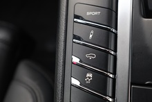 Porsche Macan S 1 Former Keeper + £12k Options - Thumb 16