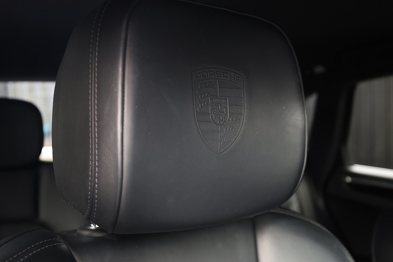 Porsche Macan S 1 Former Keeper + £12k Options Image 29