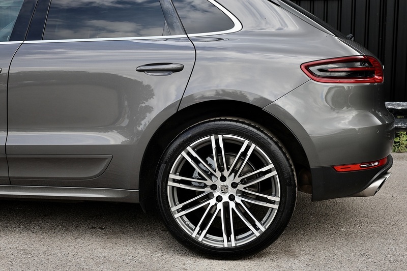 Porsche Macan S 1 Former Keeper + £12k Options Image 35