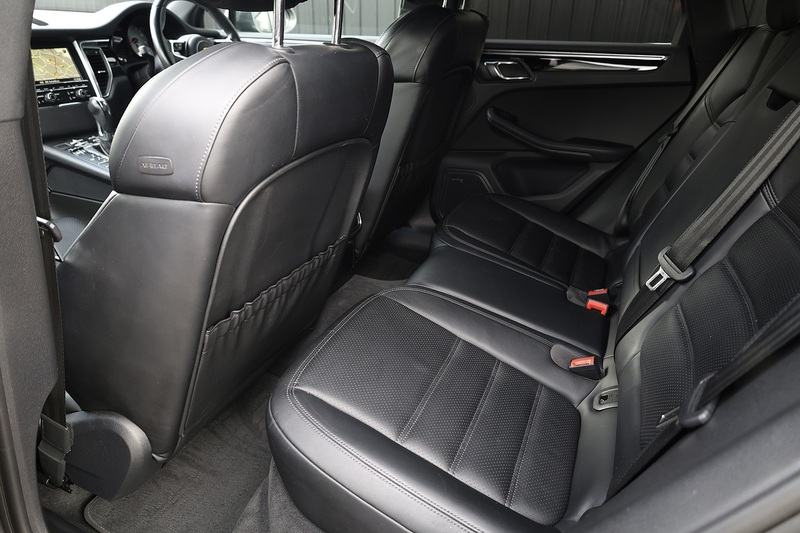 Porsche Macan S 1 Former Keeper + £12k Options Image 41