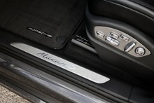 Porsche Macan S 1 Former Keeper + £12k Options - Thumb 43