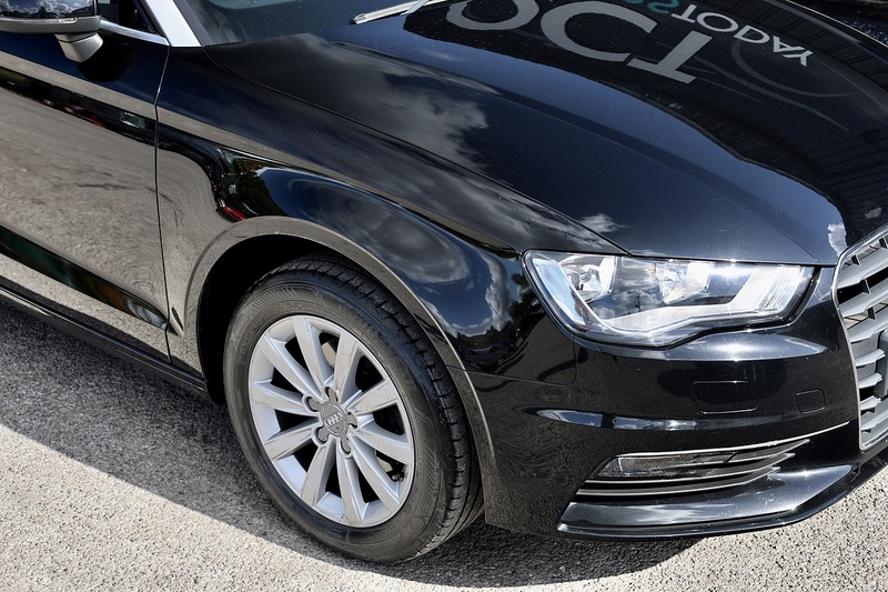 Audi A3 1.6 TDI SE Convertible 1 Former Keeper + Full History + ULEZ Compliant + £20 per year road tax Image 14