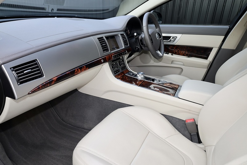 Jaguar XF Premium Luxury Just 23k Miles + Rare Caviar Red + Exceptional Image 2
