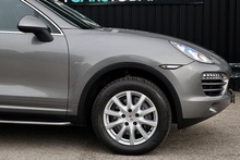 Porsche Cayenne D 2 Former Keepers + 9 Services + £9k Cost Options - Thumb 14