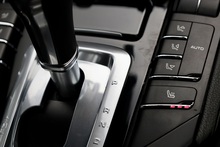 Porsche Cayenne D 2 Former Keepers + 9 Services + £9k Cost Options - Thumb 23