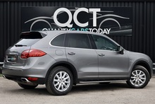 Porsche Cayenne D 2 Former Keepers + 9 Services + £9k Cost Options - Thumb 9