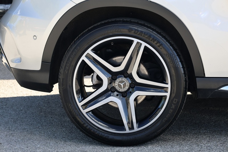 Mercedes-Benz GLA 220d AMG Line Prem+ 2 Former Keepers + Mercedes Main Dealer History + Pano Roof Image 33