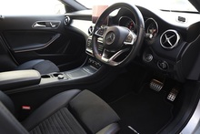 Mercedes-Benz GLA 220d AMG Line Prem+ 2 Former Keepers + Mercedes Main Dealer History + Pano Roof - Thumb 9