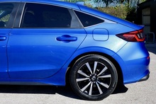 Honda Civic Elegance Hybrid 1 Gentleman Owner + Full Honda History + 5 Year Service Plan + Exeptional* - Thumb 15