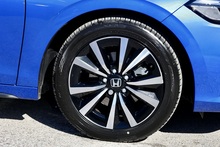 Honda Civic Elegance Hybrid 1 Gentleman Owner + Full Honda History + 5 Year Service Plan + Exeptional* - Thumb 33