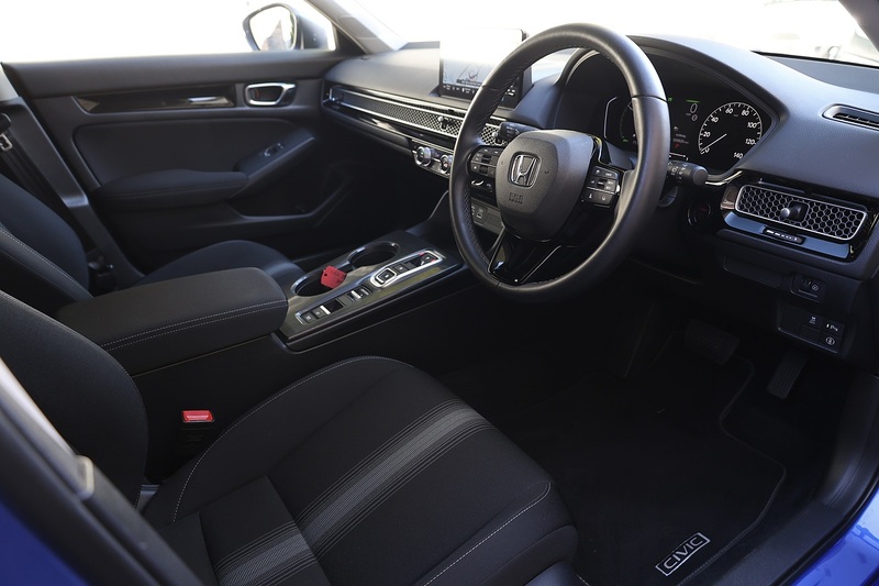 Honda Civic Elegance Hybrid 1 Gentleman Owner + Full Honda History + 5 Year Service Plan + Exeptional* Image 10