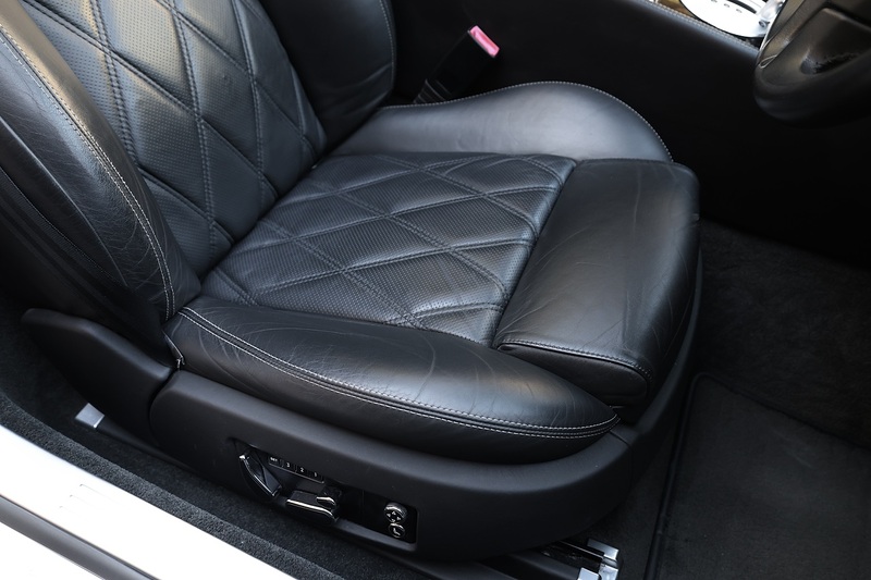 Bentley Continental GTC 6.0 W12 + Mulliner Driving Spec + Exceptional Image 24
