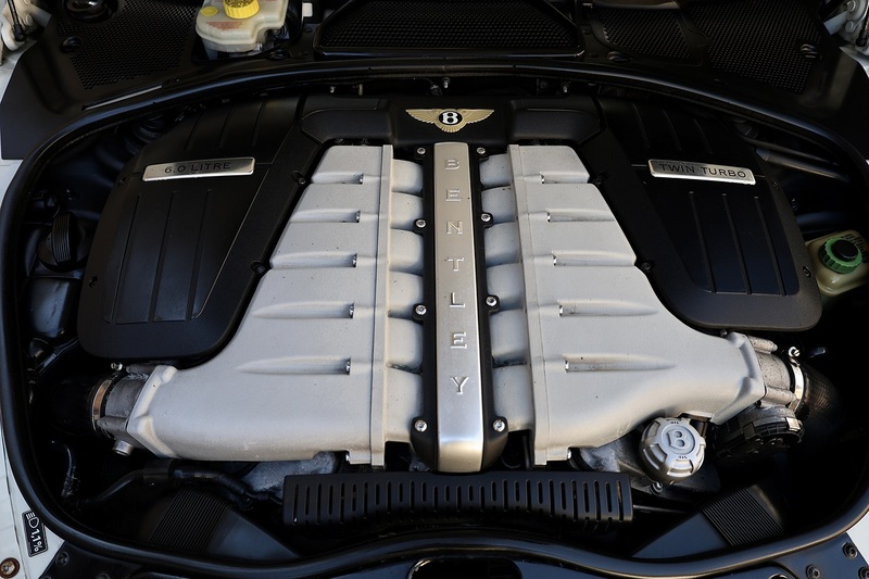 Bentley Continental GTC 6.0 W12 + Mulliner Driving Spec + Exceptional Image 25