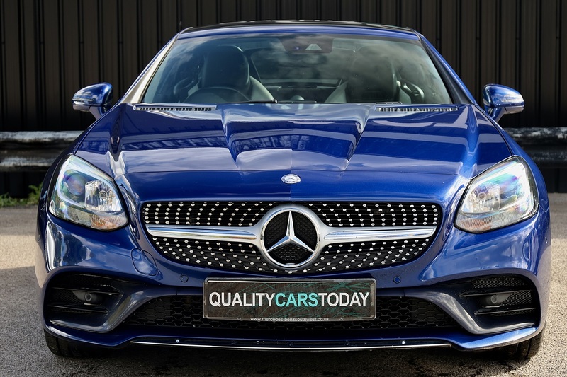 Mercedes-Benz SLC 250d AMG Line 1 Former Keeper + Pano Roof + AirScarf + Heated Seats Image 3