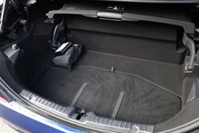 Mercedes-Benz SLC 250d AMG Line 1 Former Keeper + Pano Roof + AirScarf + Heated Seats - Thumb 11