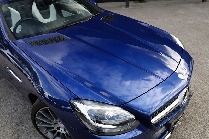 Mercedes-Benz SLC 250d AMG Line 1 Former Keeper + Pano Roof + AirScarf + Heated Seats Image 22