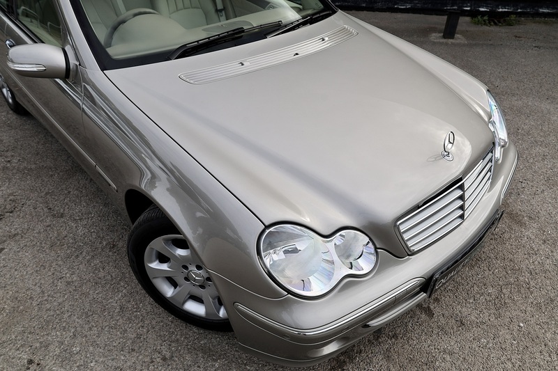 Mercedes-Benz C280 Elegance SE 1 Owner + Full Service History + Exceptional Image 6