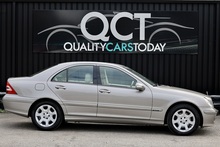 Mercedes-Benz C280 Elegance SE 1 Owner + Full Service History + Exceptional - Thumb 5