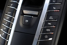 Porsche Macan Turbo 1 Owner + Full Porsche Main Dealer History + £13,800 Cost Options - Thumb 17