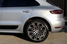 Porsche Macan Turbo 1 Owner + Full Porsche Main Dealer History + £13,800 Cost Options - Thumb 31