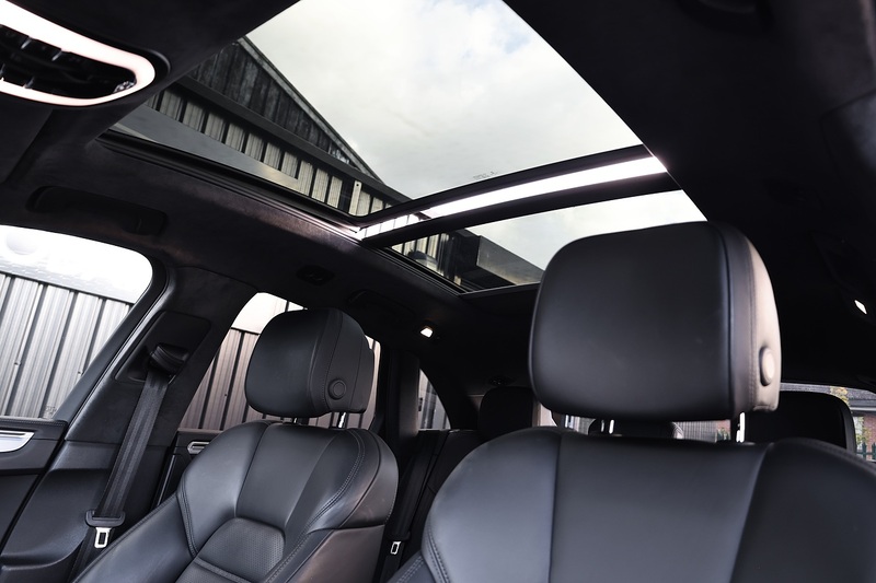 Porsche Macan Turbo 1 Owner + Full Porsche Main Dealer History + £13,800 Cost Options Image 12