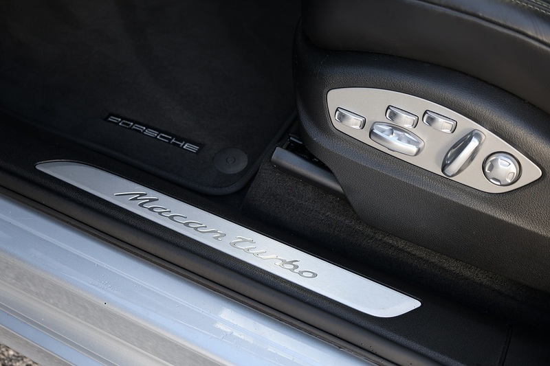 Porsche Macan Turbo 1 Owner + Full Porsche Main Dealer History + £13,800 Cost Options Image 33
