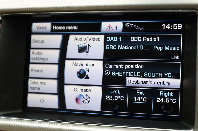 Jaguar XF Sportbrake Premium Luxury 2 Former Keepers + Cambelt Changed 2024 + Rare Spec Image 8