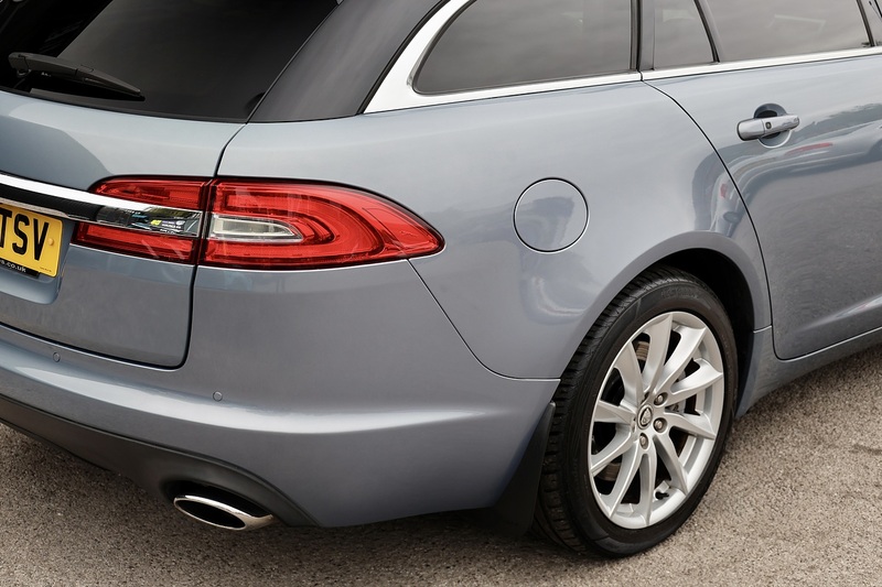Jaguar XF Sportbrake Premium Luxury 2 Former Keepers + Cambelt Changed 2024 + Rare Spec Image 18