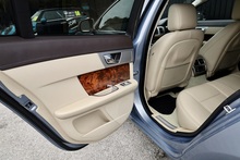 Jaguar XF Sportbrake Premium Luxury 2 Former Keepers + Cambelt Changed 2024 + Rare Spec - Thumb 38