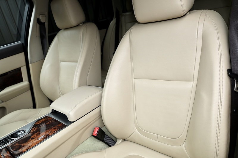 Jaguar XF Sportbrake Premium Luxury 2 Former Keepers + Cambelt Changed 2024 + Rare Spec Image 41