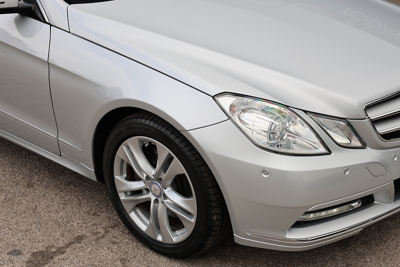 Mercedes-Benz E350 CGI 3.5 V6 SE Coupe 1 Lady Owner + Full Mercedes Main Dealer History + Pano Roof Image 19