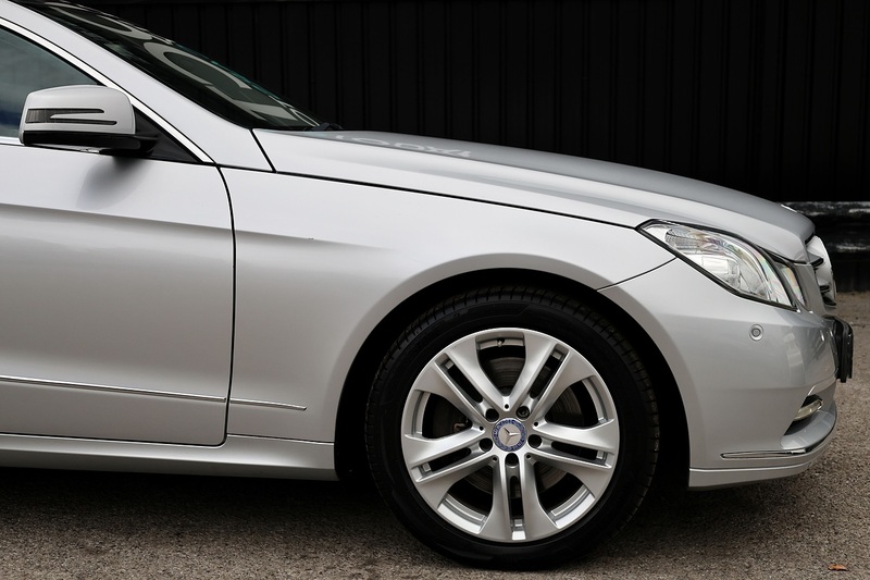 Mercedes-Benz E350 CGI 3.5 V6 SE Coupe 1 Lady Owner + Full Mercedes Main Dealer History + Pano Roof Image 18
