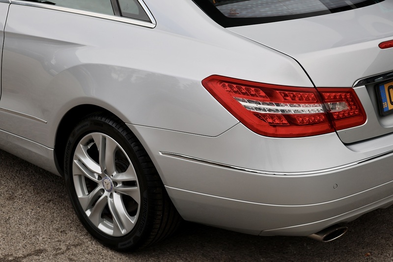 Mercedes-Benz E350 CGI 3.5 V6 SE Coupe 1 Lady Owner + Full Mercedes Main Dealer History + Pano Roof Image 30