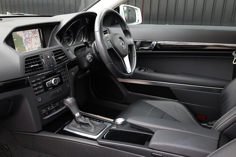 Mercedes-Benz E350 CGI 3.5 V6 SE Coupe 1 Lady Owner + Full Mercedes Main Dealer History + Pano Roof Image 9